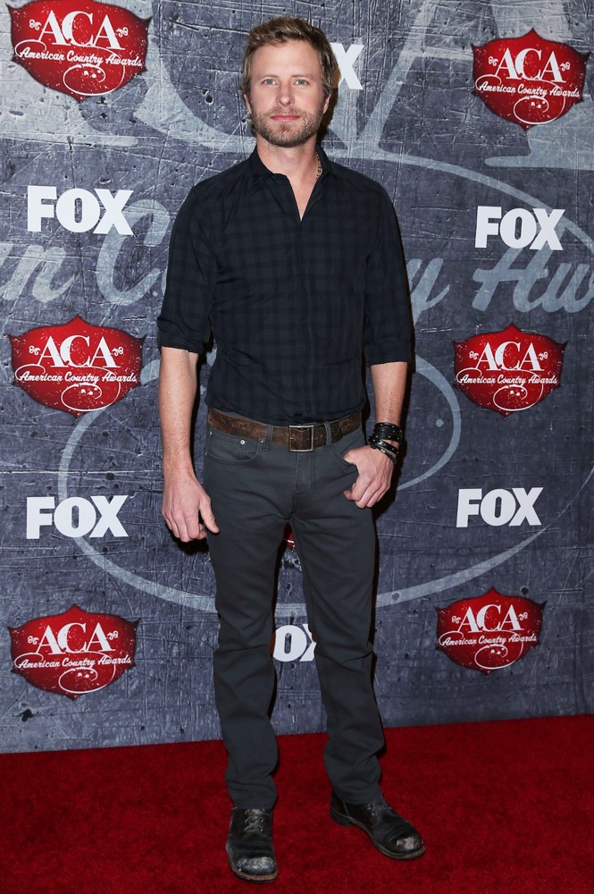 Dierks Bentley;<br>2012 American Country Awards - Arrivals