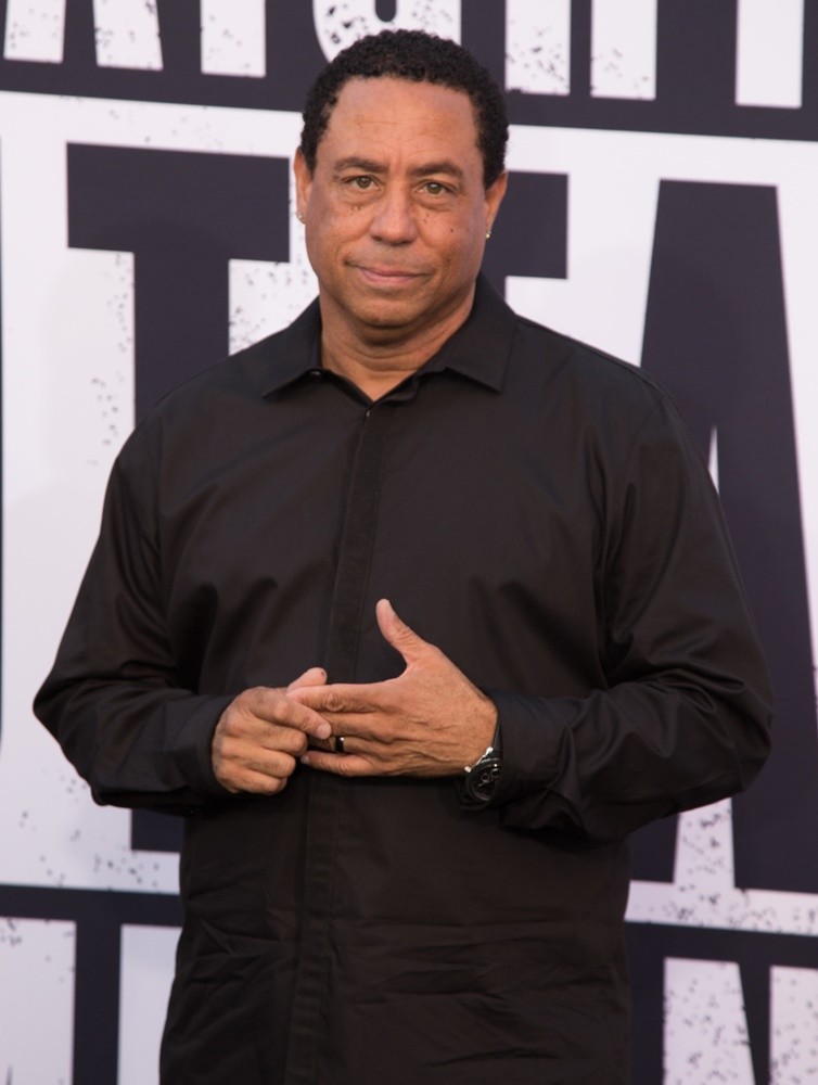 DJ Yella Picture 1 - World Premiere of Universal Pictures' Straight Ou...