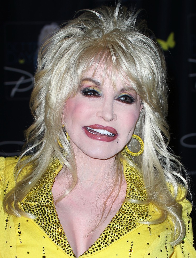 Dolly Parton Picture 32 - The Premiere of Joyful Noise - Arrivals