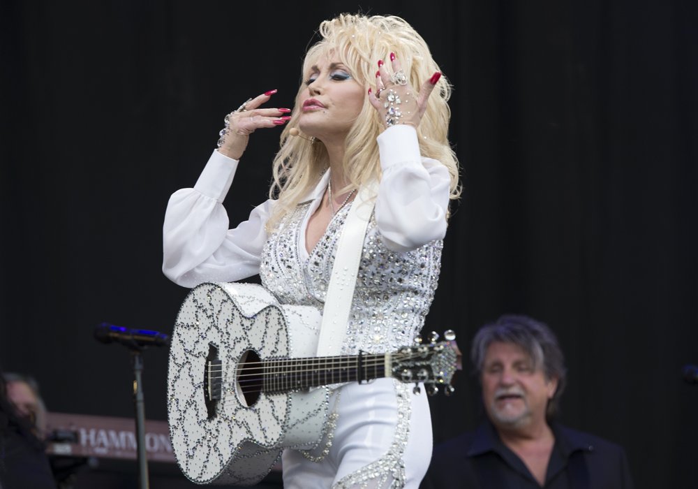 Dolly Parton;<br>Glastonbury Festival 2014 - Performances - Day 4