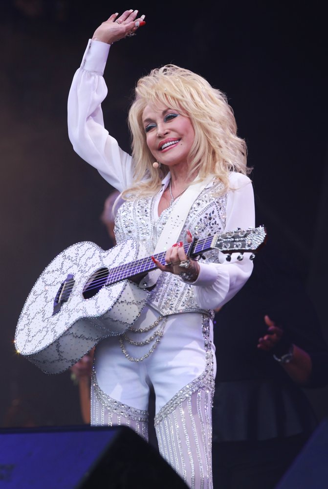 Dolly Parton;<br>Glastonbury Festival 2014 - Performances - Day 4