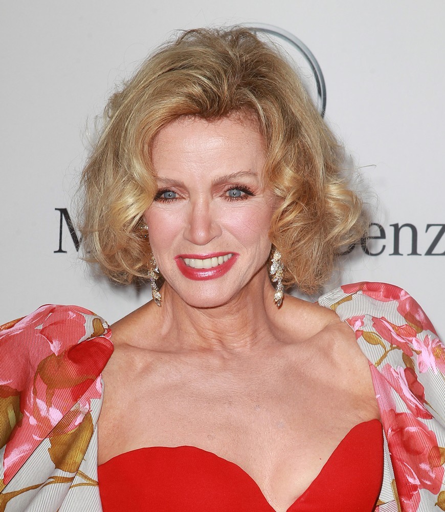 Donna Mills Picture 6 26th Anniversary Carousel of Hope Ball
