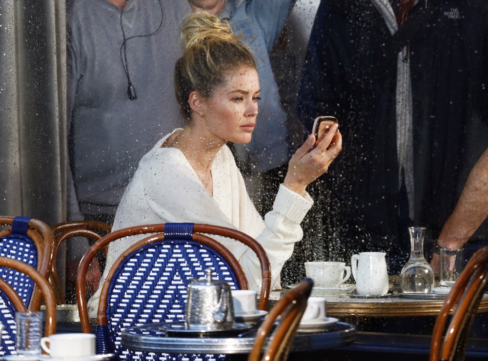 Doutzen Kroes Shooting A Commercial for a L'Oreal Cosmetics
