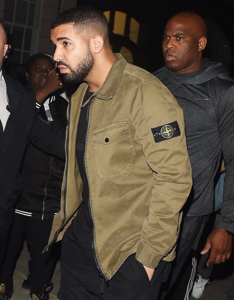 Rihanna and Drake Arrive at Tape Nightclub to Party Together