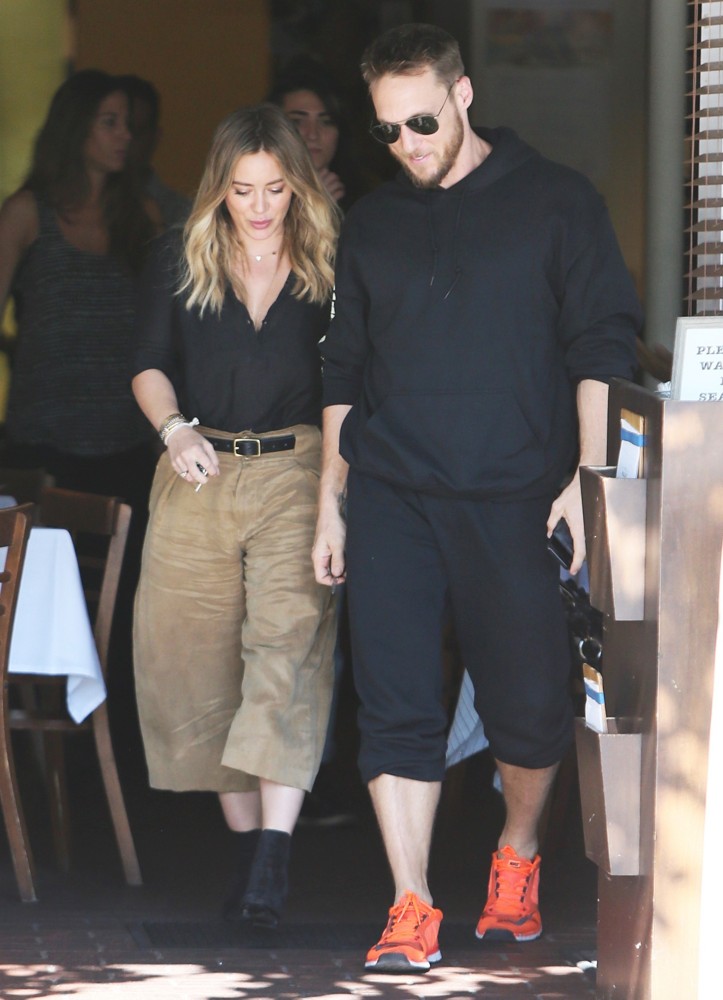 Hilary Duff;Jason Walsh;<br>Hilary Duff and Jason Walsh Seen Leaving Fred Segal