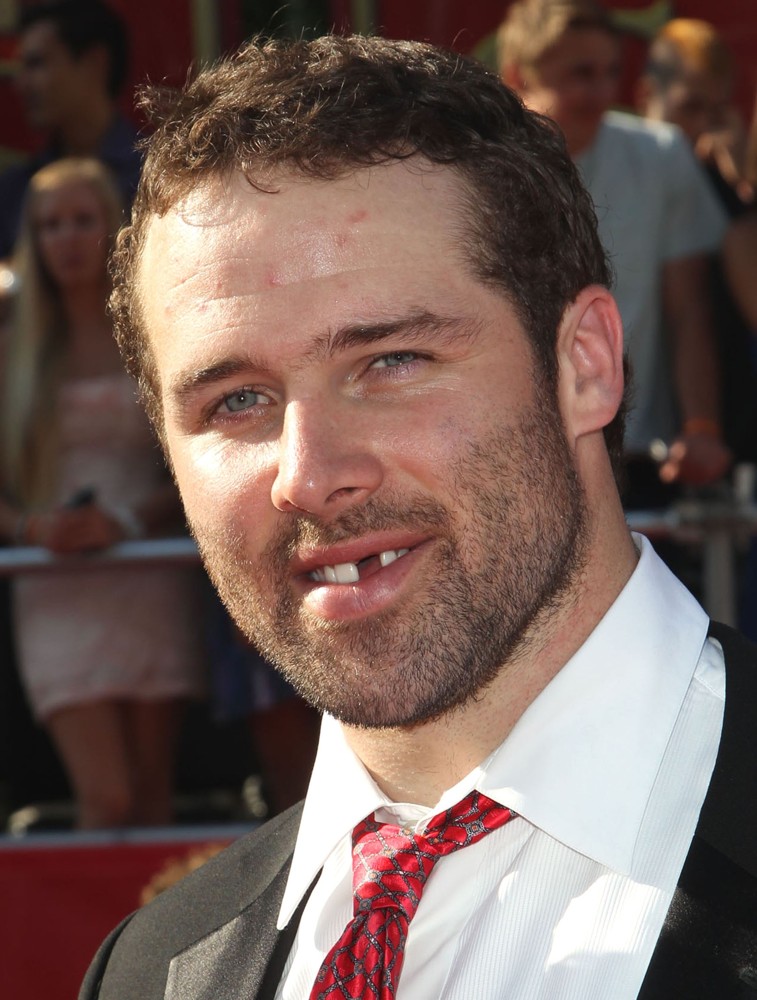 Dustin Penner;<br>2012 ESPY Awards - Red Carpet Arrivals