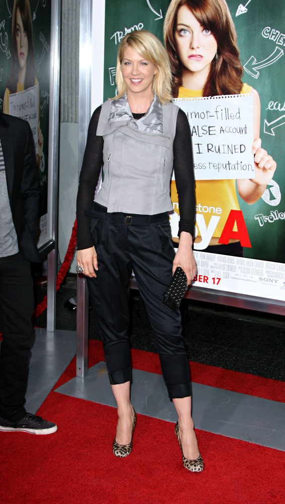 Jenna Elfman;<br>Los Angeles Premiere of 'Easy A'