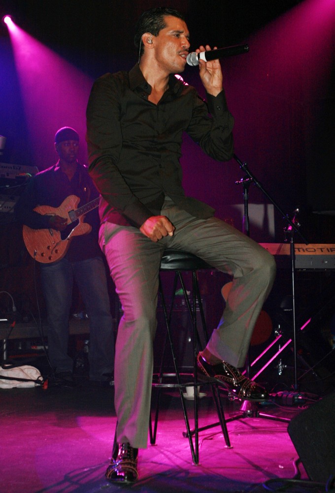 El DeBarge;<br>El DeBarge Performs at CD Release Show for Album Second Chance