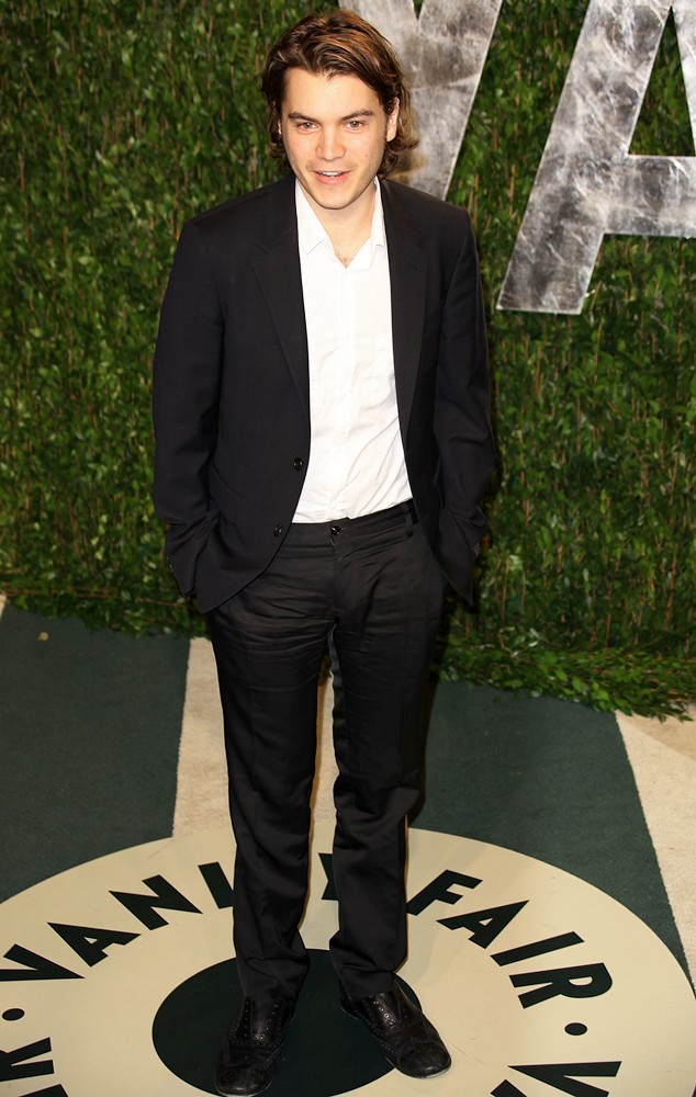 Emile Hirsch;<br>2012 Vanity Fair Oscar Party - Arrivals