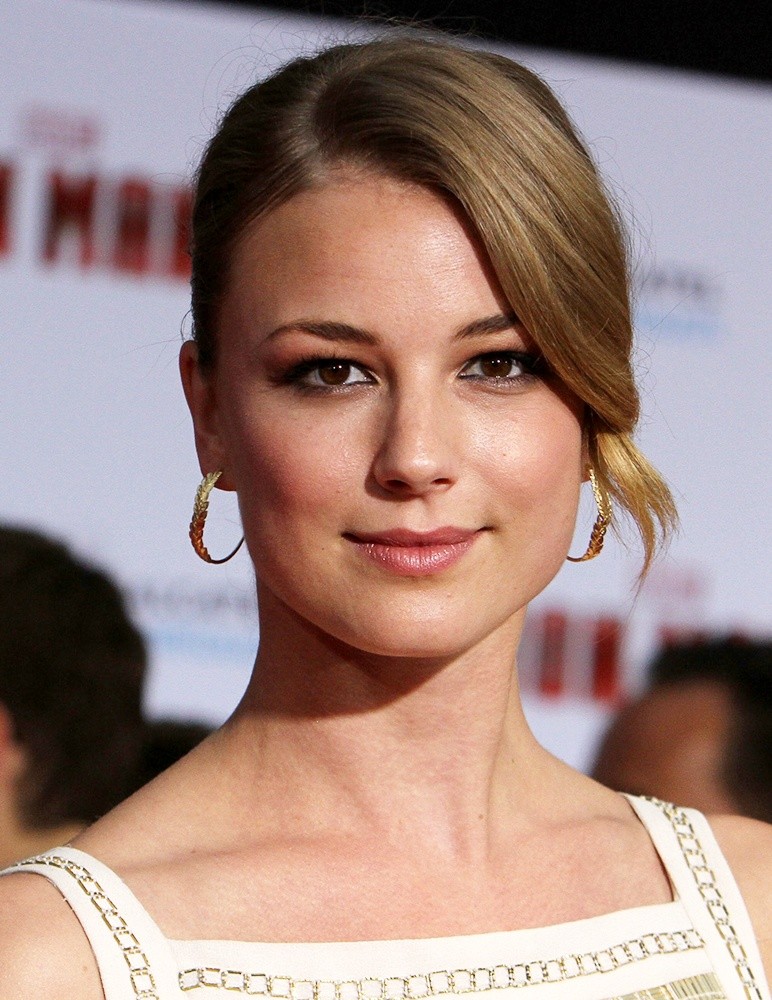 Emily VanCamp;<br>Iron Man 3 Los Angeles Premiere - Arrivals