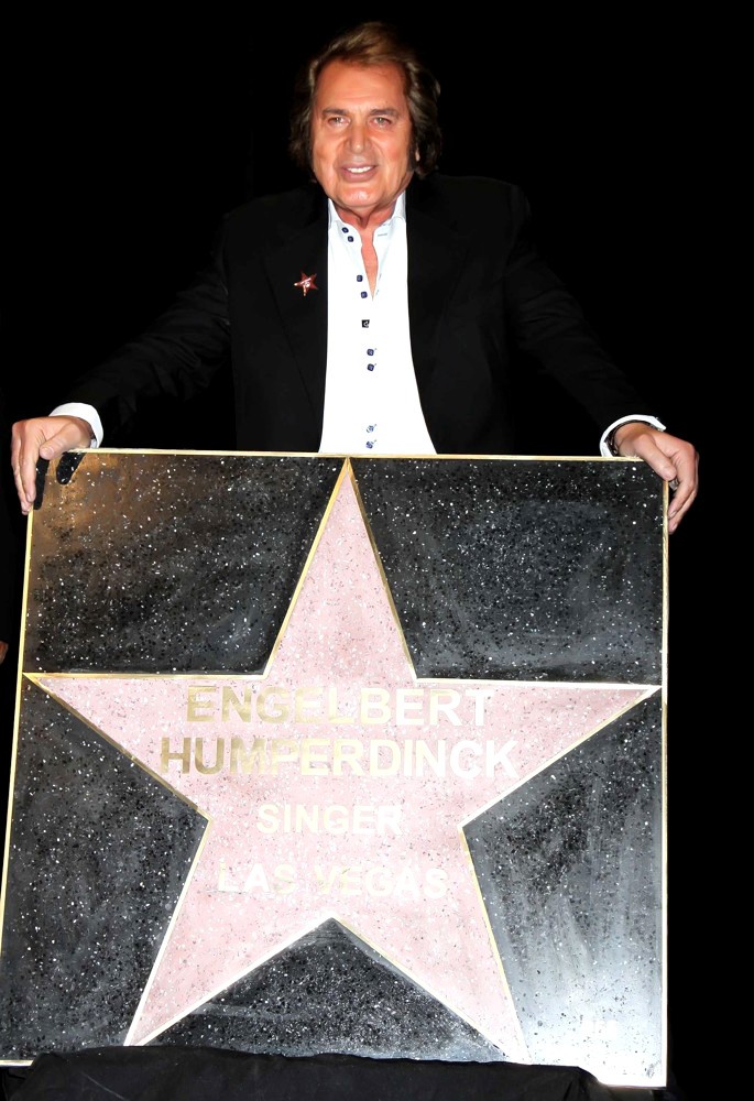 Engelbert Humperdinck;<br>Engelbert Humperdinck Honoured with A Celebrity Star on The Las Vegas Walk of Stars