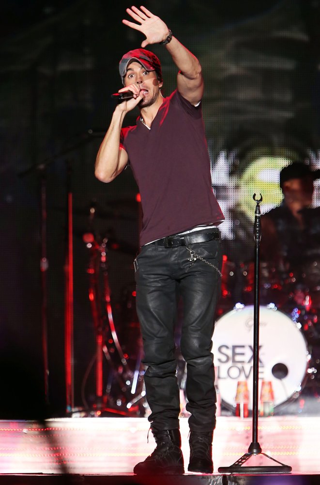 Enrique Iglesias Fall Tour