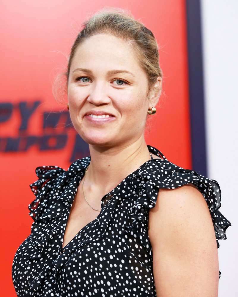 Erika Christensen Pictures, Latest News, Videos.