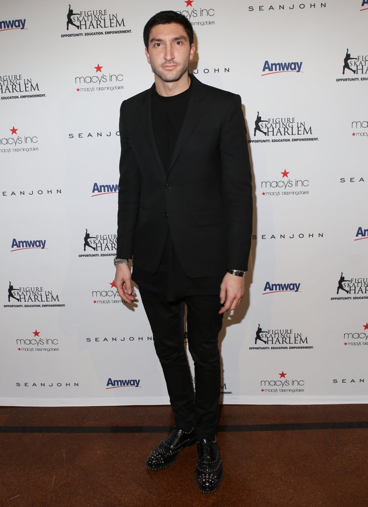 Evan Lysacek Pictures, Latest News, Videos.