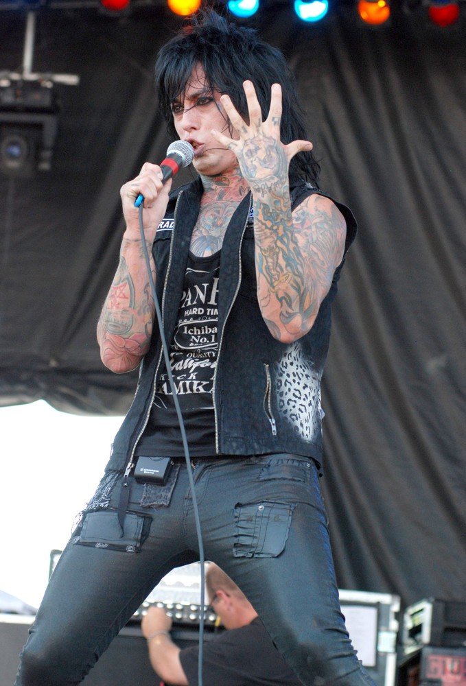 Falling in Reverse;<br>Falling in Reverse Perform at Rock on The Range 2012 - Day 1