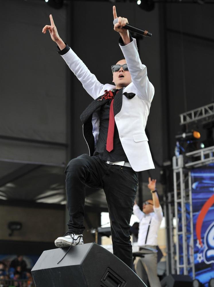 Far East Movement;<br>B96 Pepsi SummerBash 2011