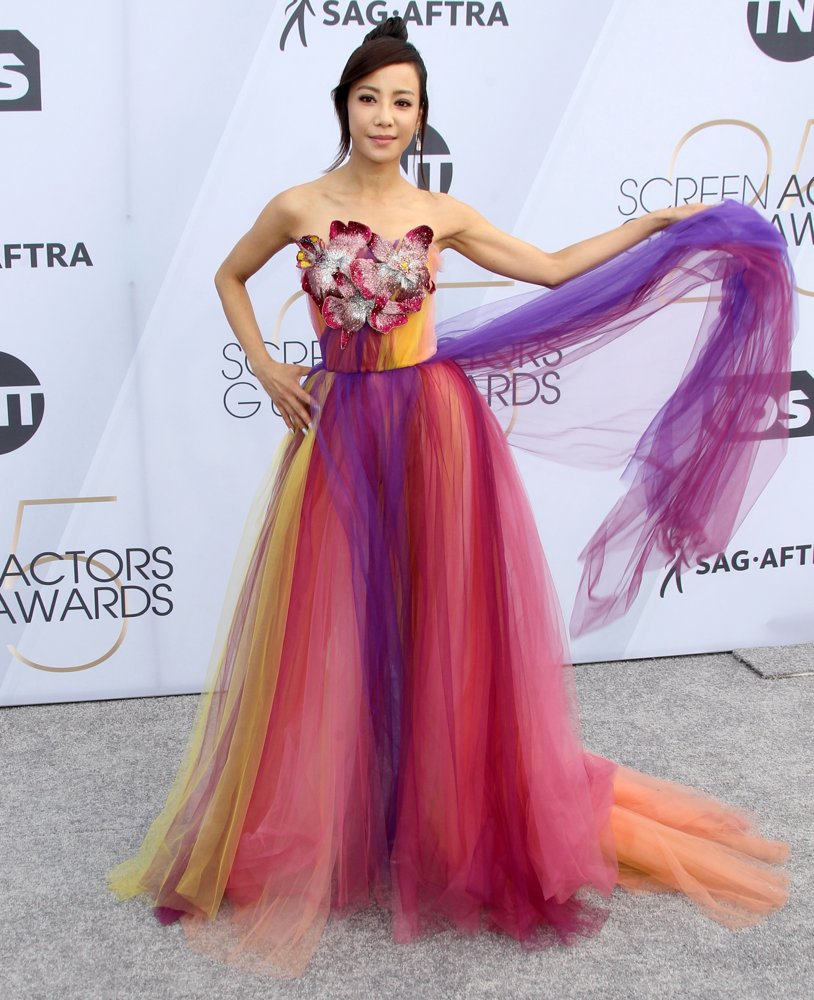 Fiona Xie;<br>25th Annual Screen Actors Guild Awards - Arrivals