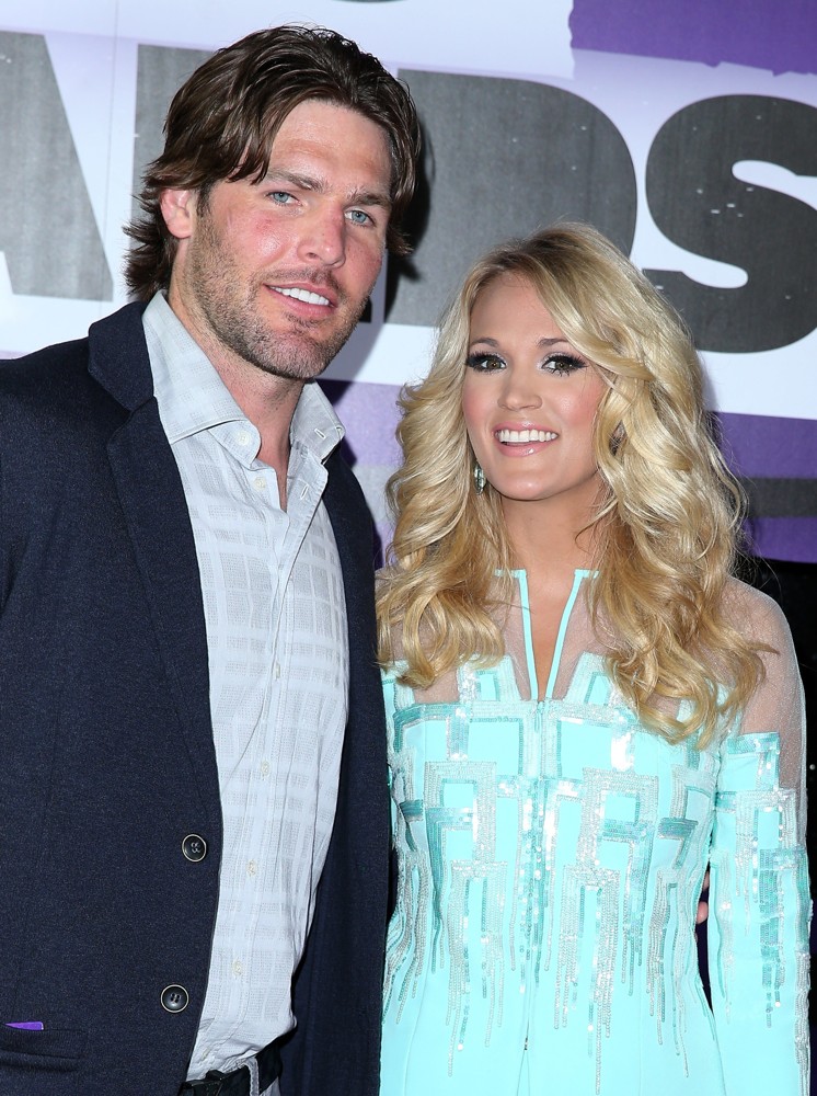 Mike Fisher;Carrie Underwood;<br>2013 CMT Music Awards - Arrivals