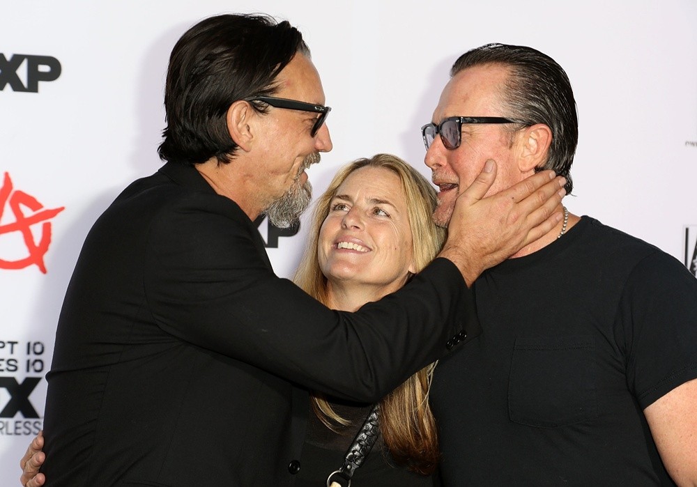 Tommy Flanagan, Barbara Patrick, Robert Patrick<br>Premiere of FX's Sons of Anarchy Season Six - Arrivals
