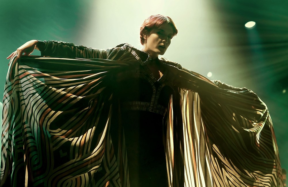 Florence Welch;Florence and the Machine;<br>Florence and the Machine Performing at Manchester Evening News Arena