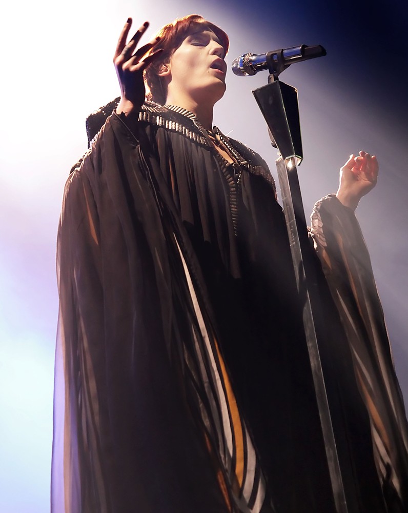 Florence Welch;Florence and the Machine;<br>Florence and the Machine Performing at Manchester Evening News Arena