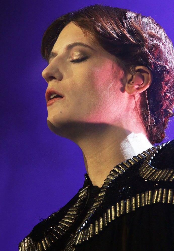 Florence Welch;Florence and the Machine;<br>Florence and the Machine Performing at Manchester Evening News Arena