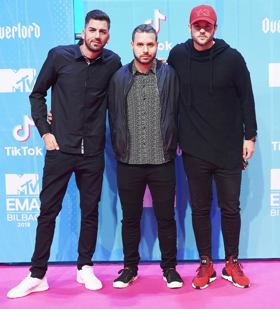 Follow The Flow;<br>25th MTV Europe Music Awards - Arrivals
