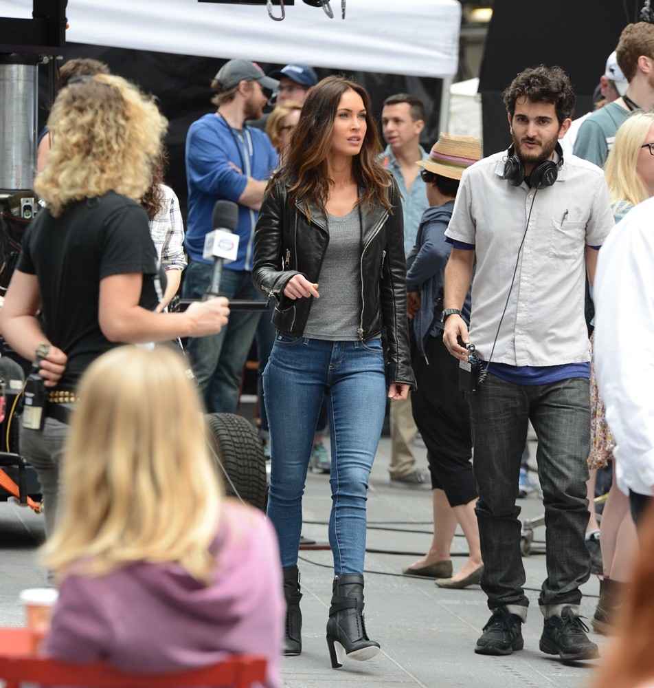 Megan Fox;David Green;<br>Teenage Mutant Ninja Turtles 2 Film Set