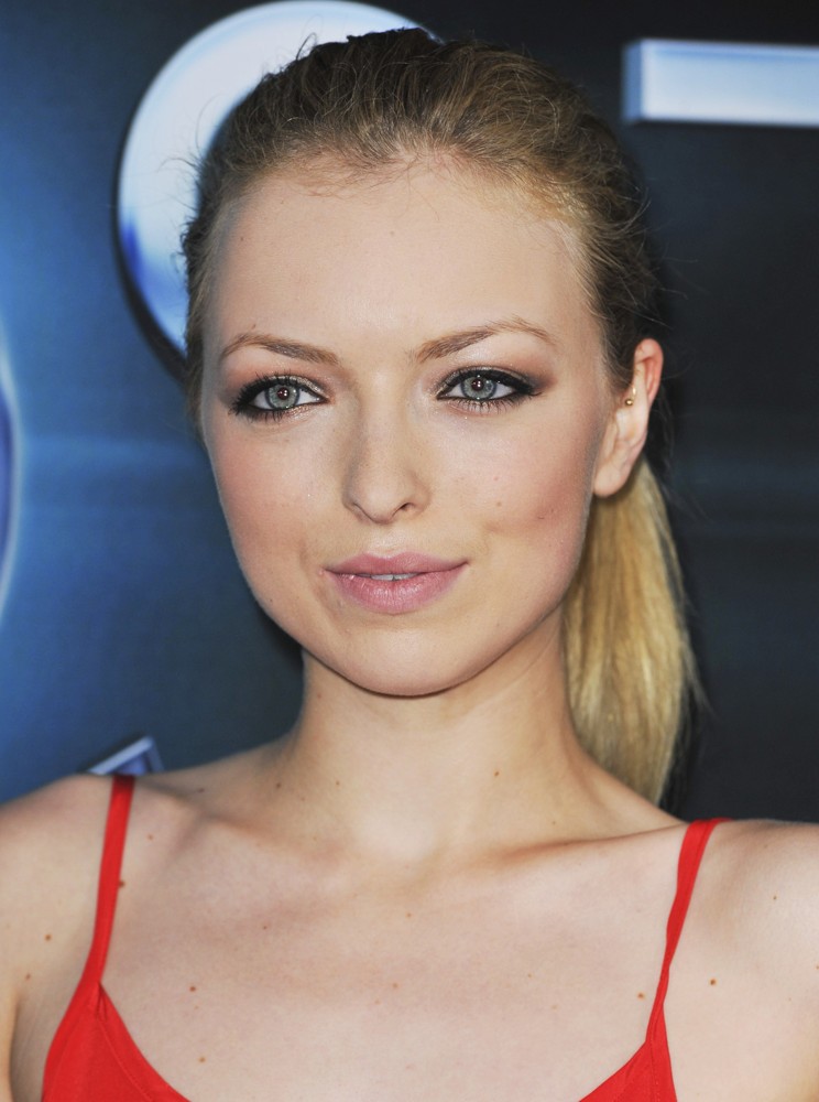 Francesca Eastwood;<br>The Premiere of The Host - Arrivals