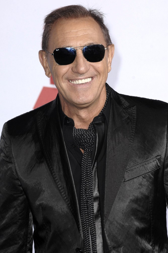 Franco De Vita Picture 1 - The 12th Annual Latin GRAMMY Awards - Arrivals