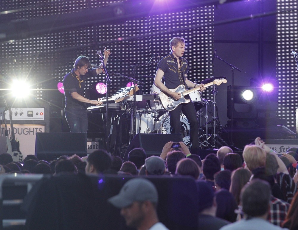 Franz Ferdinand Performing at  Jimmy Kimmel Live!