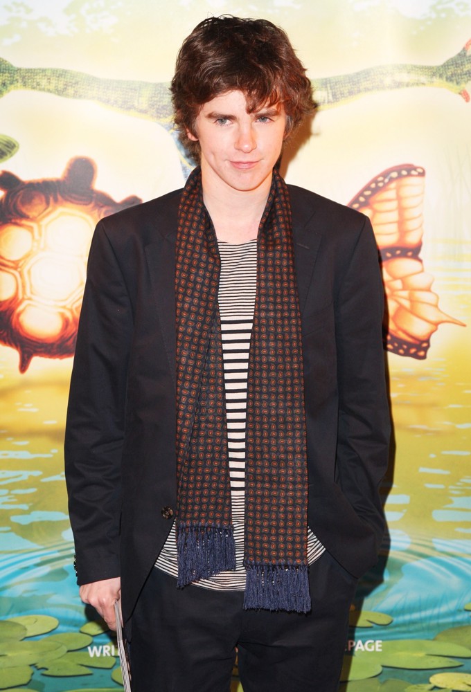 Freddie Highmore;<br>Cirque du Soleil: TOTEM Premiere - Arrivals