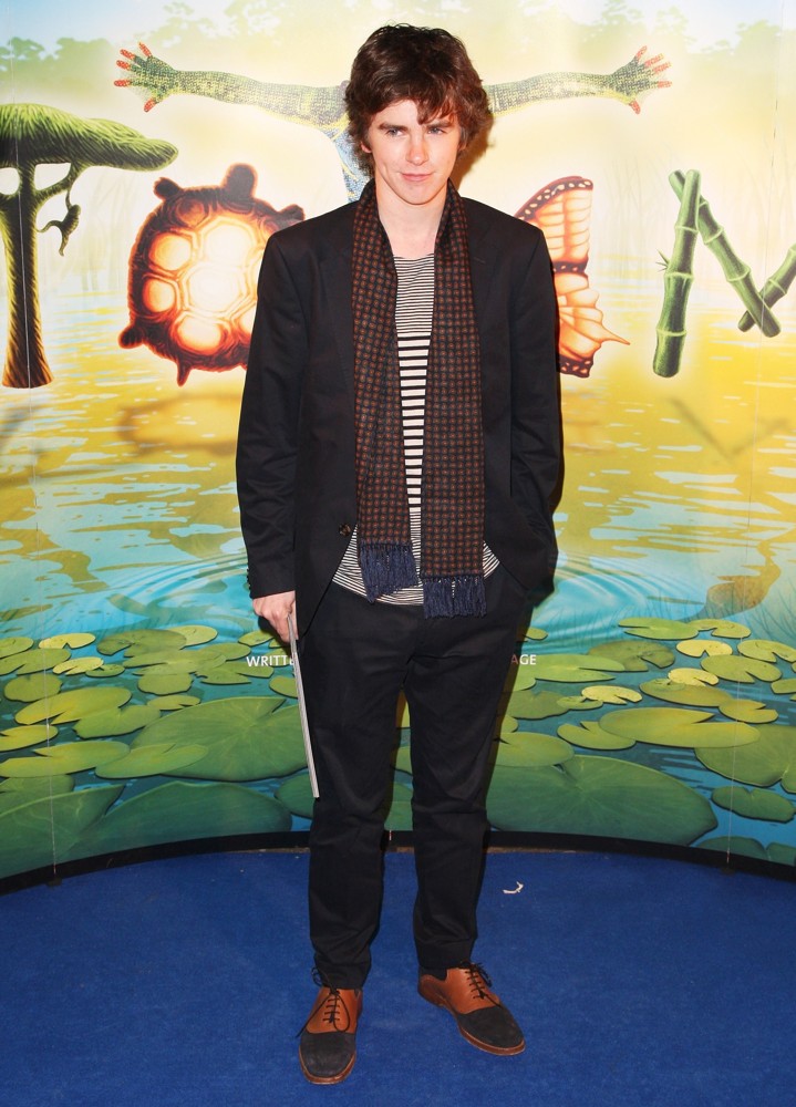 Freddie Highmore;<br>Cirque du Soleil: TOTEM Premiere - Arrivals