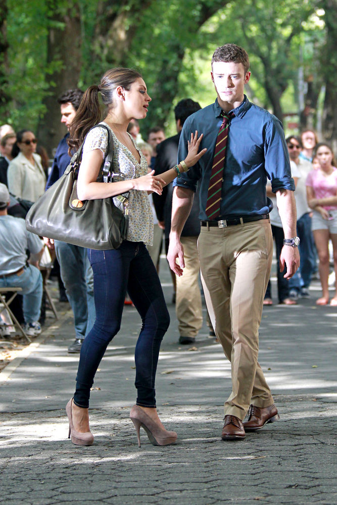 Mila Kunis And Justin Timberlake Chatty On The Set Of Friends With Benefits