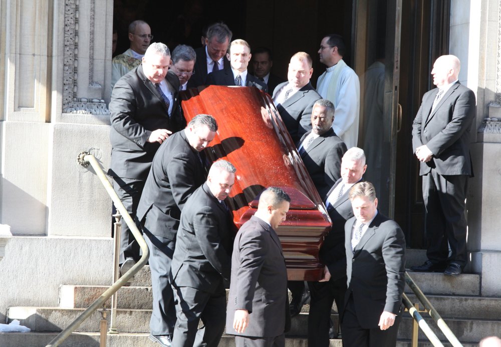 The Funeral of Philip Seymour Hoffman - Picture 32