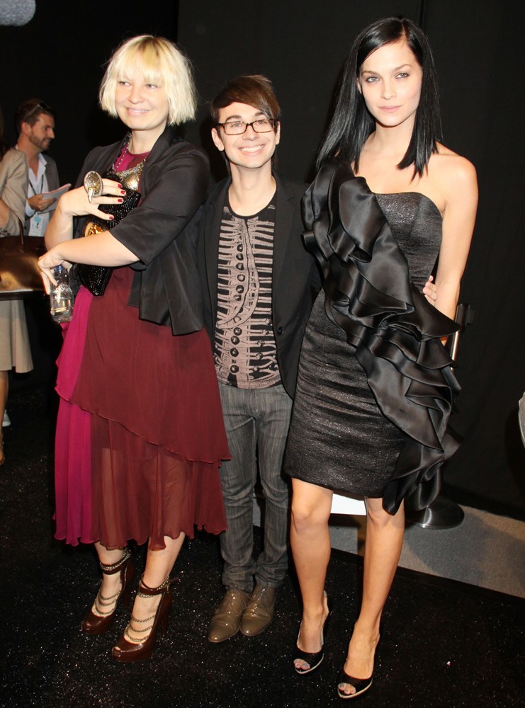 Sia Furler;Christian Siriano;Leigh Lezark;<br>Mercedes-Benz IMG New York Fashion Week Spring-Summer 2011 - Christian Siriano - Backstage