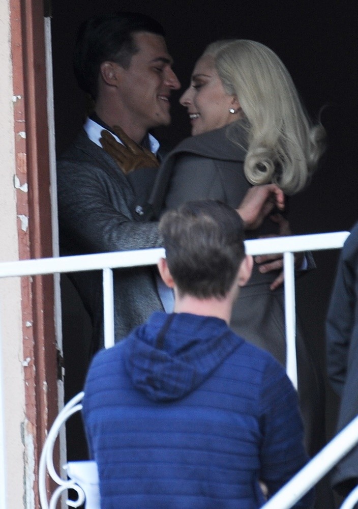 Finn Wittrock;Lady GaGa;<br>Filming A Kissing Scene in American Horror Story: Hotel