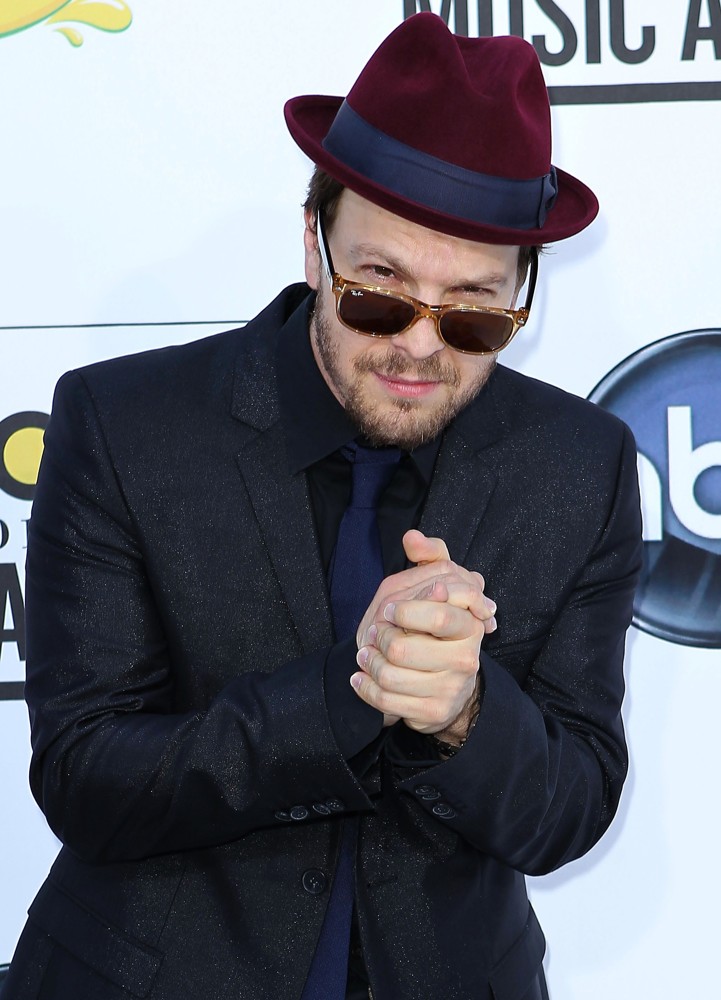 Gavin DeGraw;<br>2012 Billboard Music Awards - Arrivals
