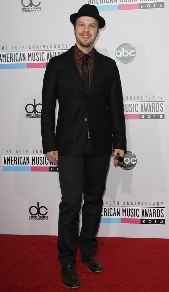 Gavin DeGraw;<br>The 40th Anniversary American Music Awards - Arrivals