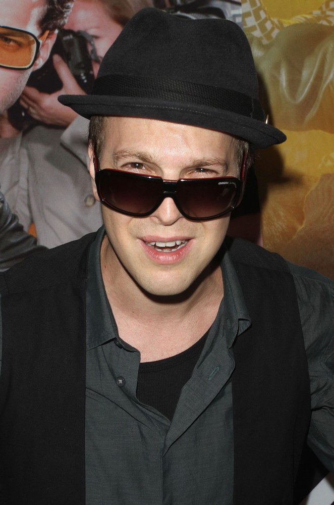 Gavin DeGraw;<br>Carrera Presents Perez Hilton's One Night in Los Angeles - VIP Room - Inside