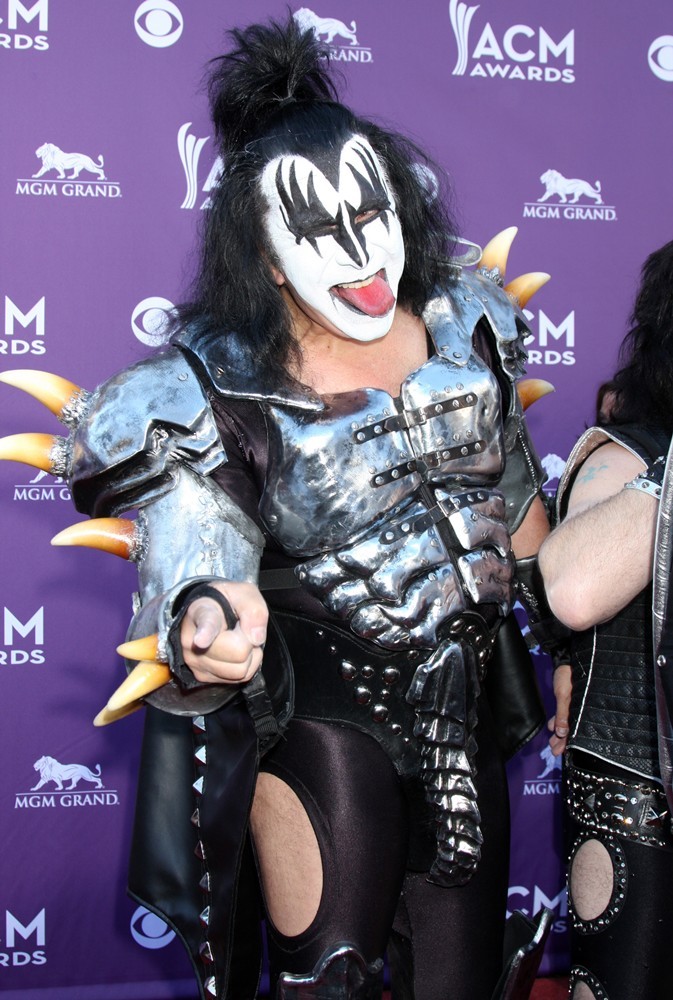 Gene Simmons;KISS;<br>2012 ACM Awards - Arrivals
