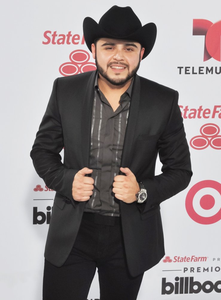 Gerardo Ortiz Pictures, Latest News, Videos.