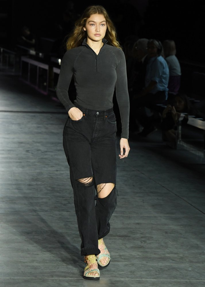 Gigi Hadid Picture 256 Milan Fashion Week Spring Summer