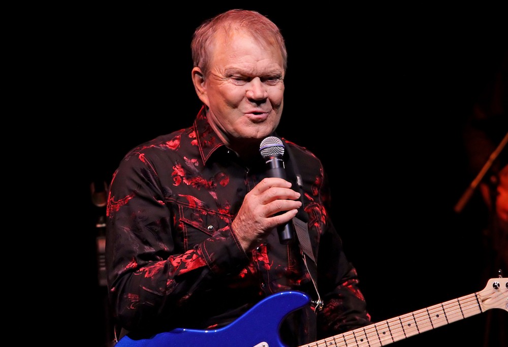 Glen Campbell;<br>Glen Campbell Performing His Good Times - The Final Farewell Tour