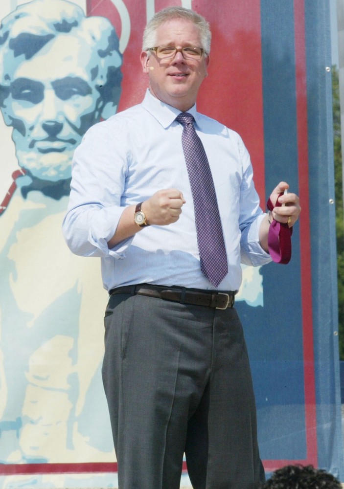 Glenn Beck;<br>Rally Honouring America's Serivce Personnel