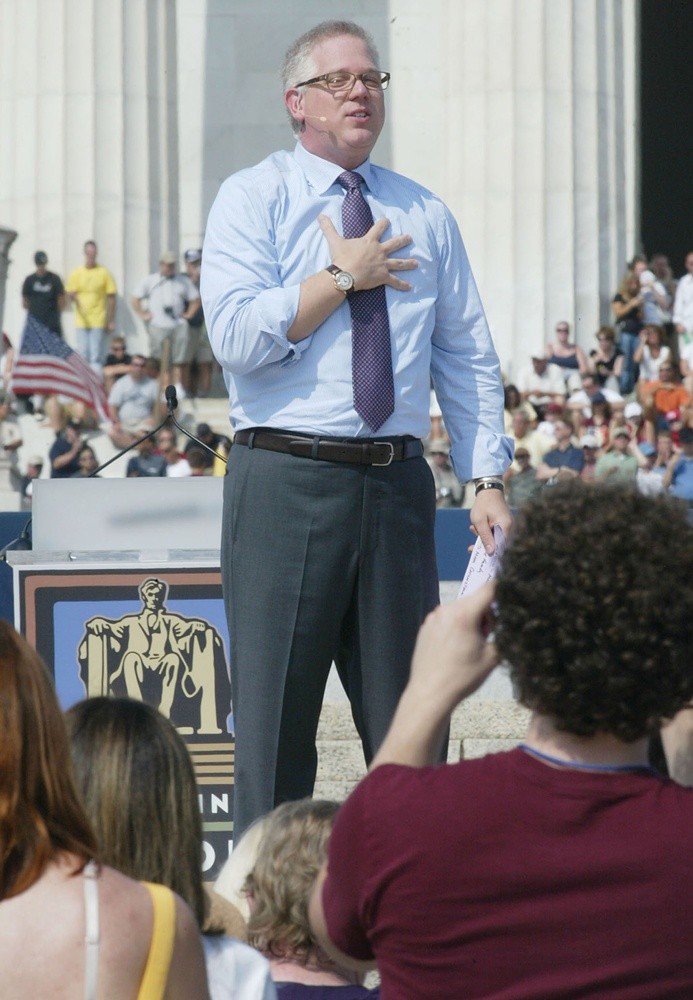 Glenn Beck;<br>Rally Honouring America's Serivce Personnel