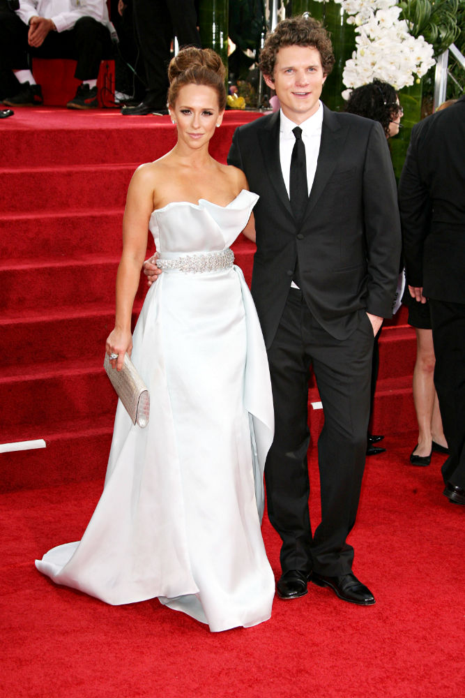 Jennifer Love Hewitt;Alex Beh;<br>68th Annual Golden Globe Awards - Arrivals