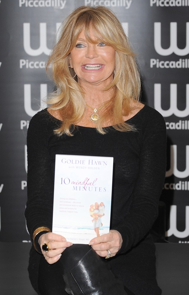 Goldie Hawn;<br>Goldie Hawn at A Book Signing