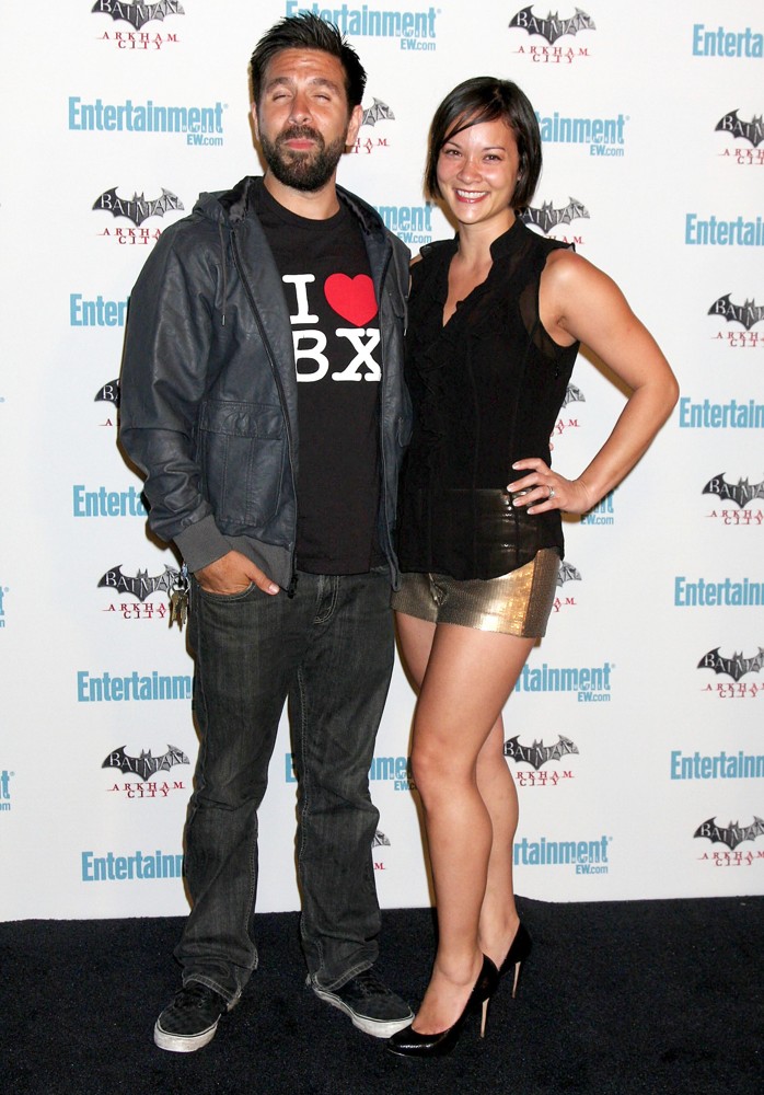 Joshua Gomez, Amy Pham in Comic Con 2011 Day 3 - Entertainment Weekly Party...