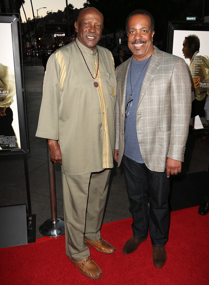 Robert Gossett Pictures, Latest News, Videos.